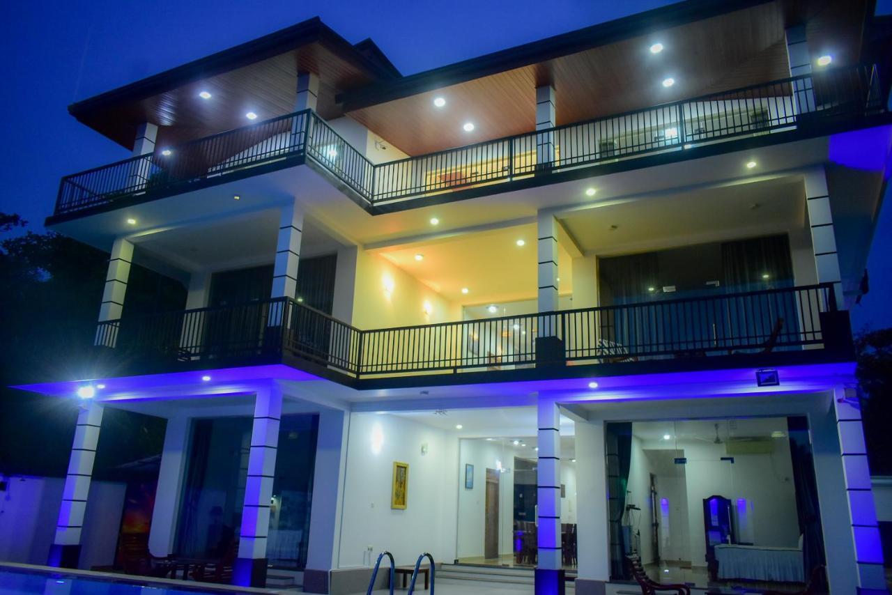 Minuri Villa Hikkaduwa Esterno foto