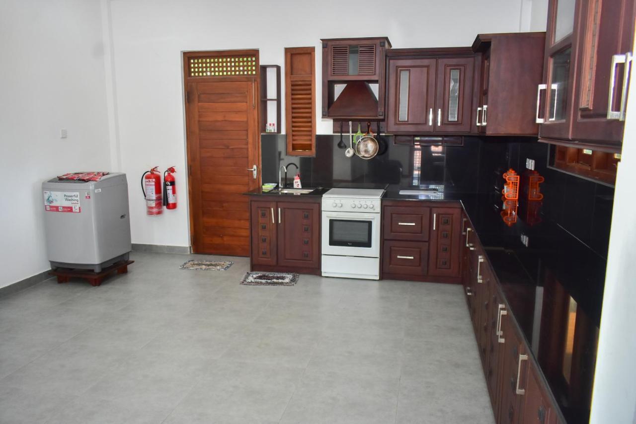 Minuri Villa Hikkaduwa Esterno foto