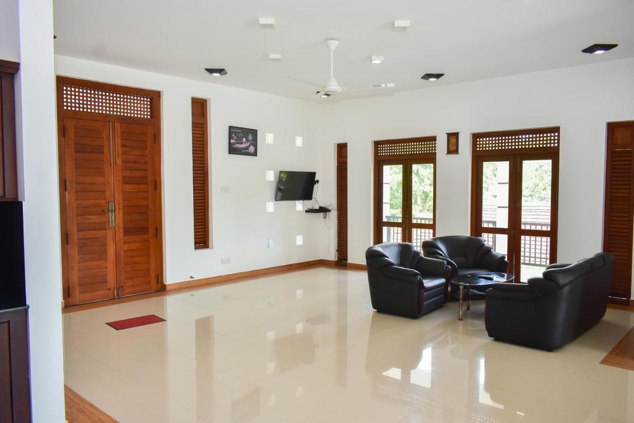 Minuri Villa Hikkaduwa Esterno foto